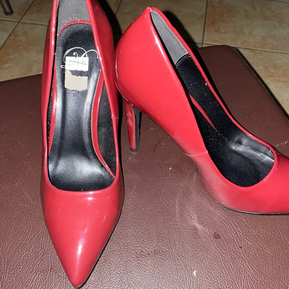 “Patent leather” look maroon colored high heels